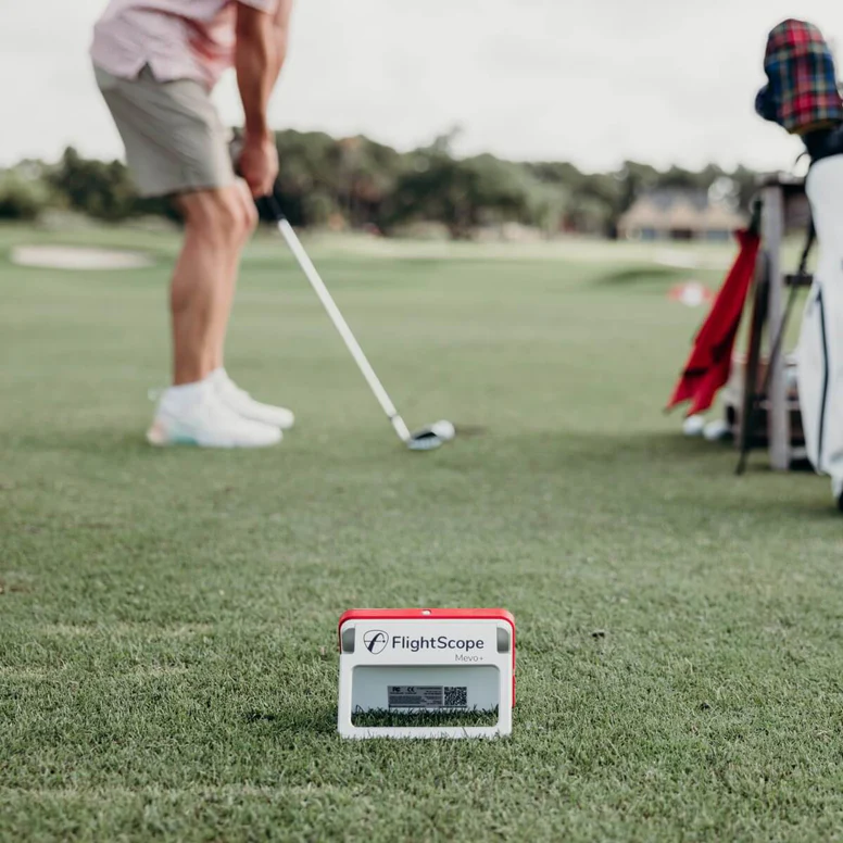  Comparación: FlightScope Mevo+ vs. Simulador de Golf Full Swing Kit